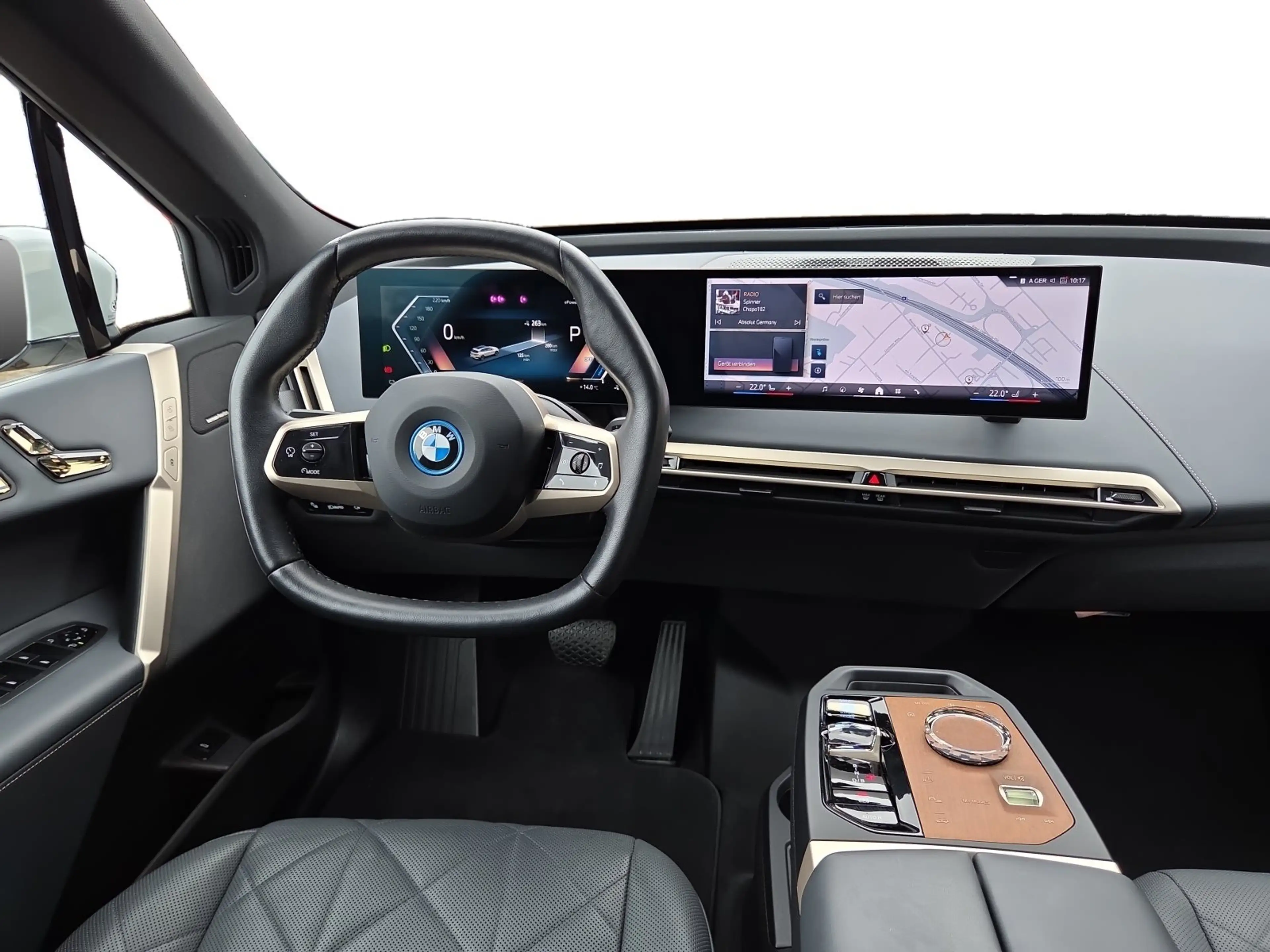 BMW iX xDrive40 AHK Laser 360° STANDHZ HEAD-UP PANO — photo 10