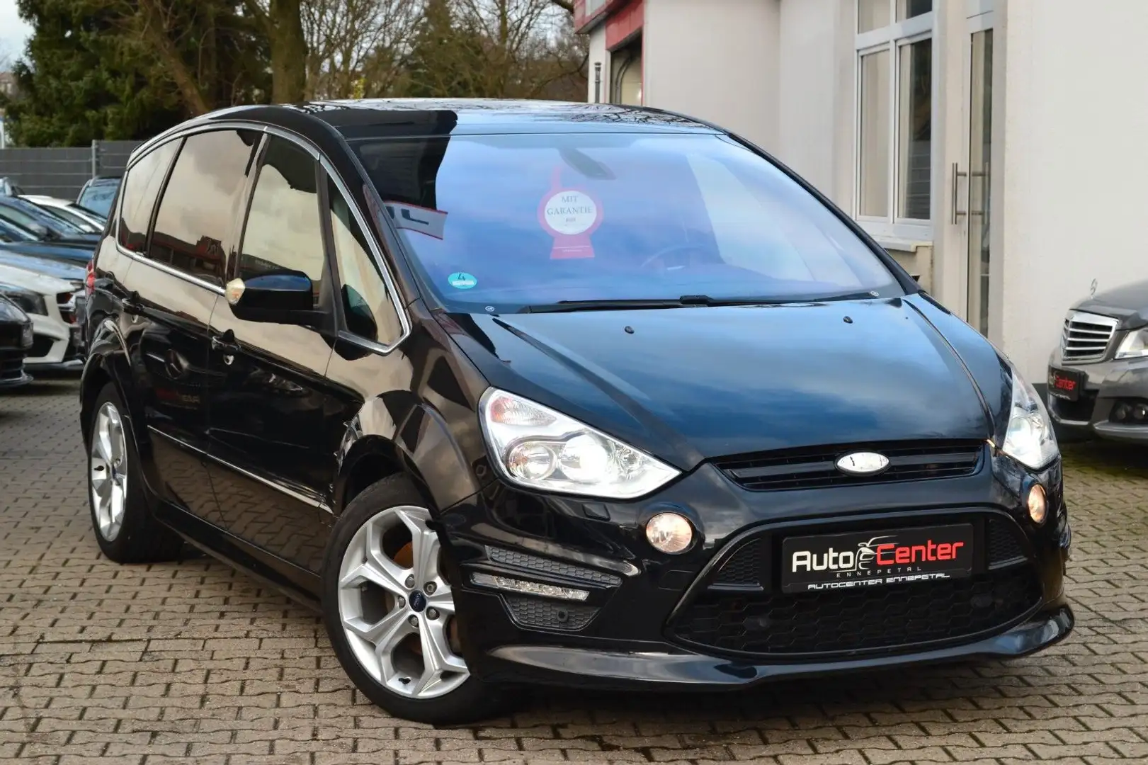 Ford S-Max Titanium S 2.0 EcoBoost DCT *2.Hand*Pano* Noir - 2