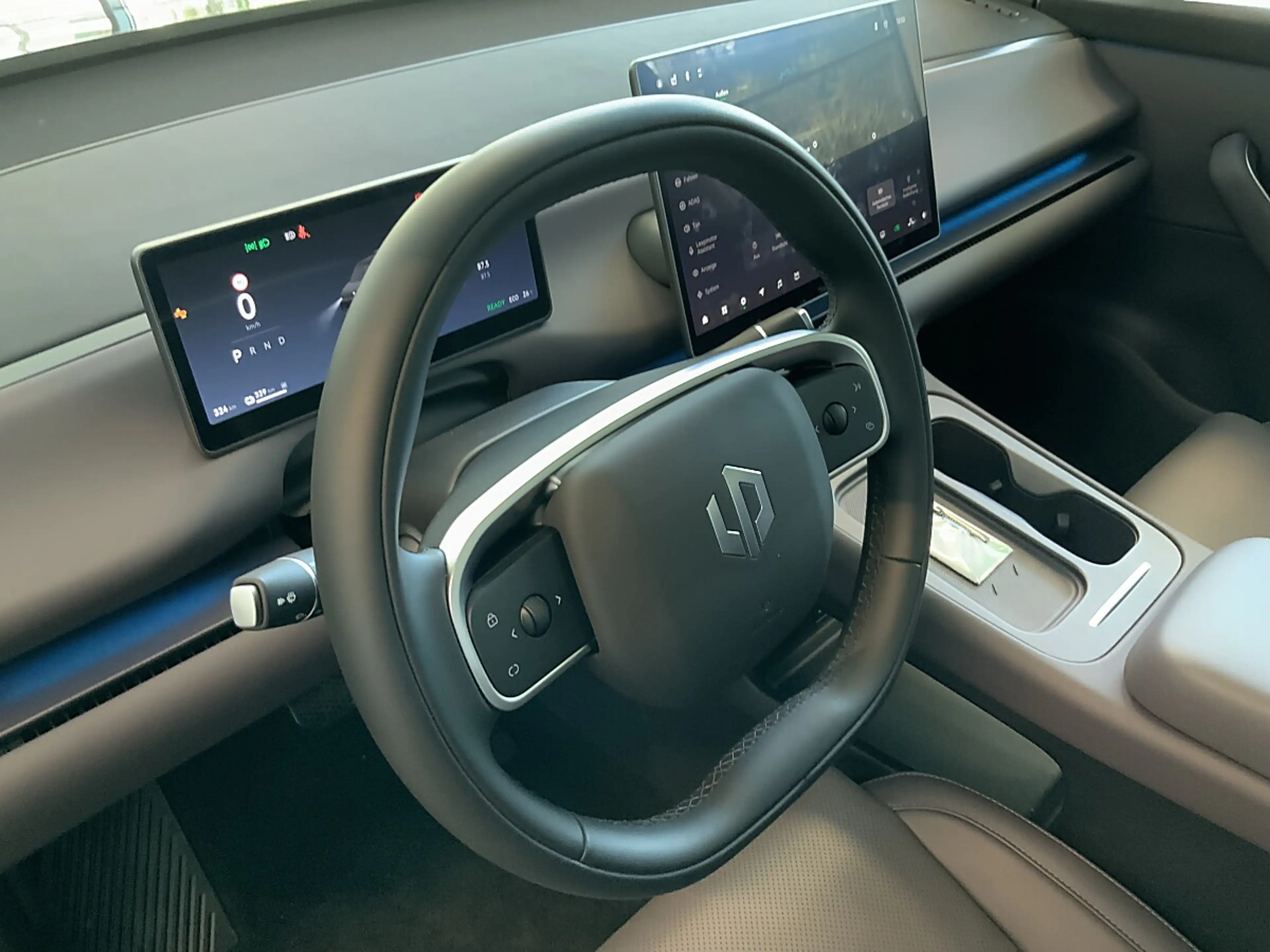 Leapmotor C10 Design — photo 14