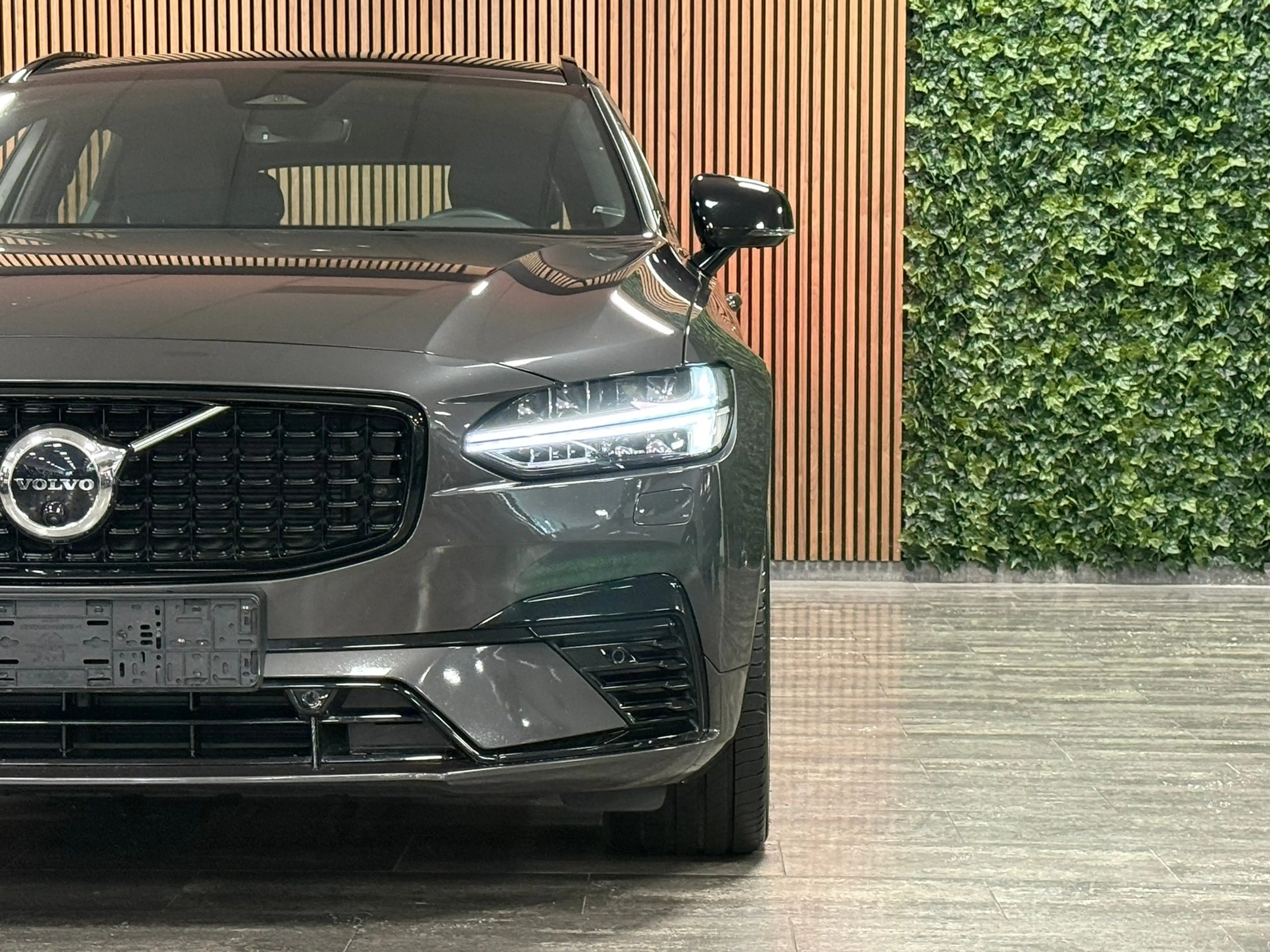 Volvo V90 T6 AWD Recharge Plus Dark Long Range | Luchtvering — photo 8