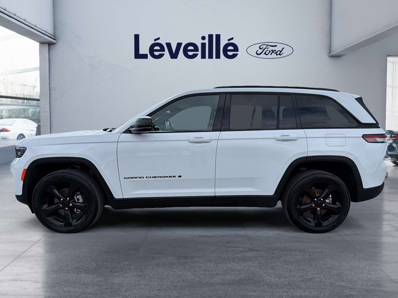 2024 Jeep Grand Cherokee Altitude 4x4 ** TOIT OUVRANT ** ATTACHE REMORQUE * — снимка 1