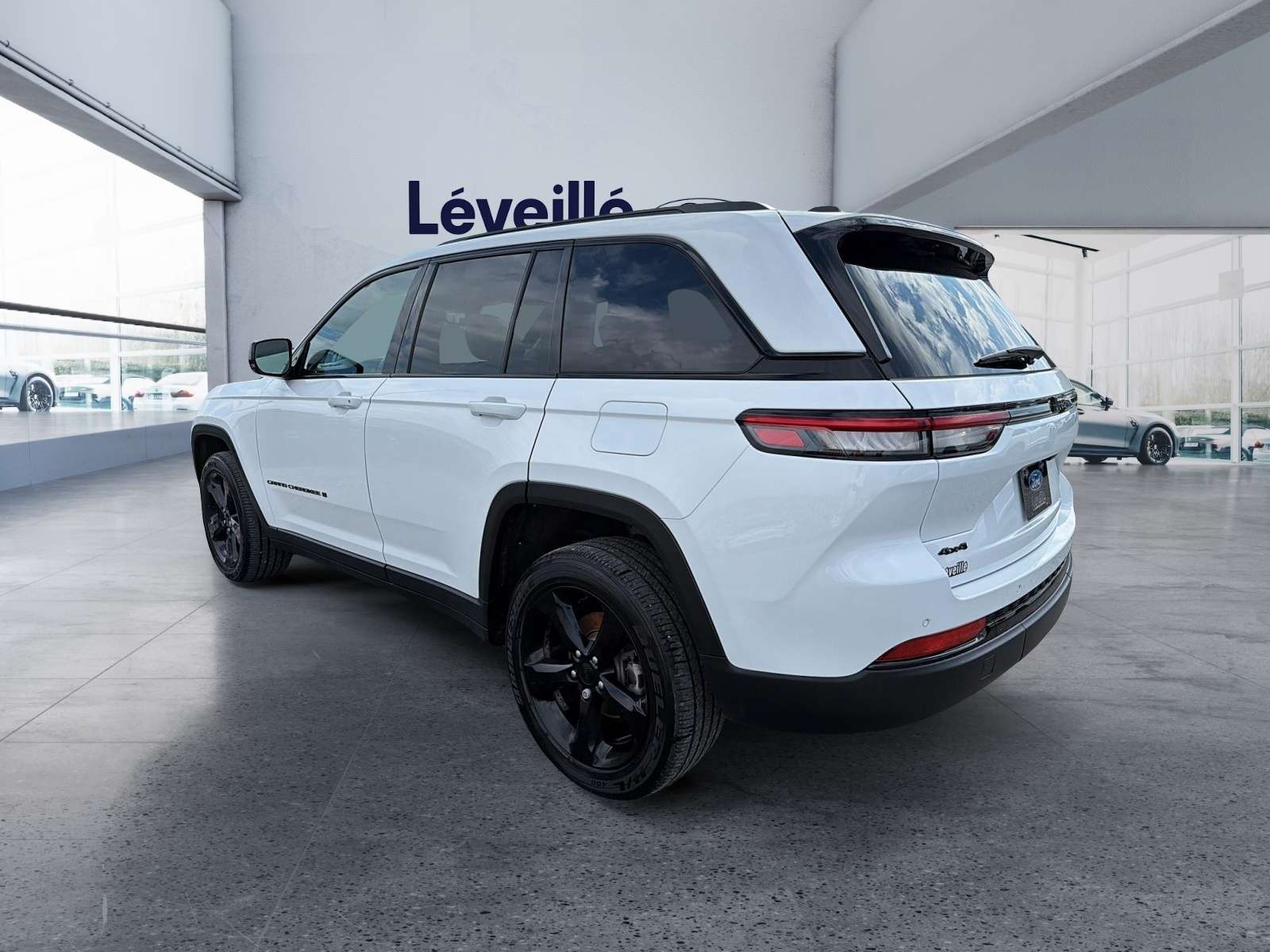 2024 Jeep Grand Cherokee Altitude 4x4 ** TOIT OUVRANT ** ATTACHE REMORQUE * — снимка 1