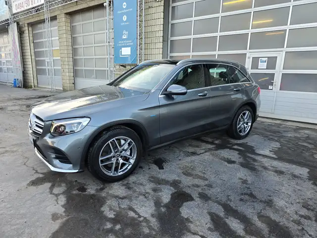 Mercedes-Benz GLC 350 GLC 350 e 4-Matic PHEV Pano, Burmester, Airmatic