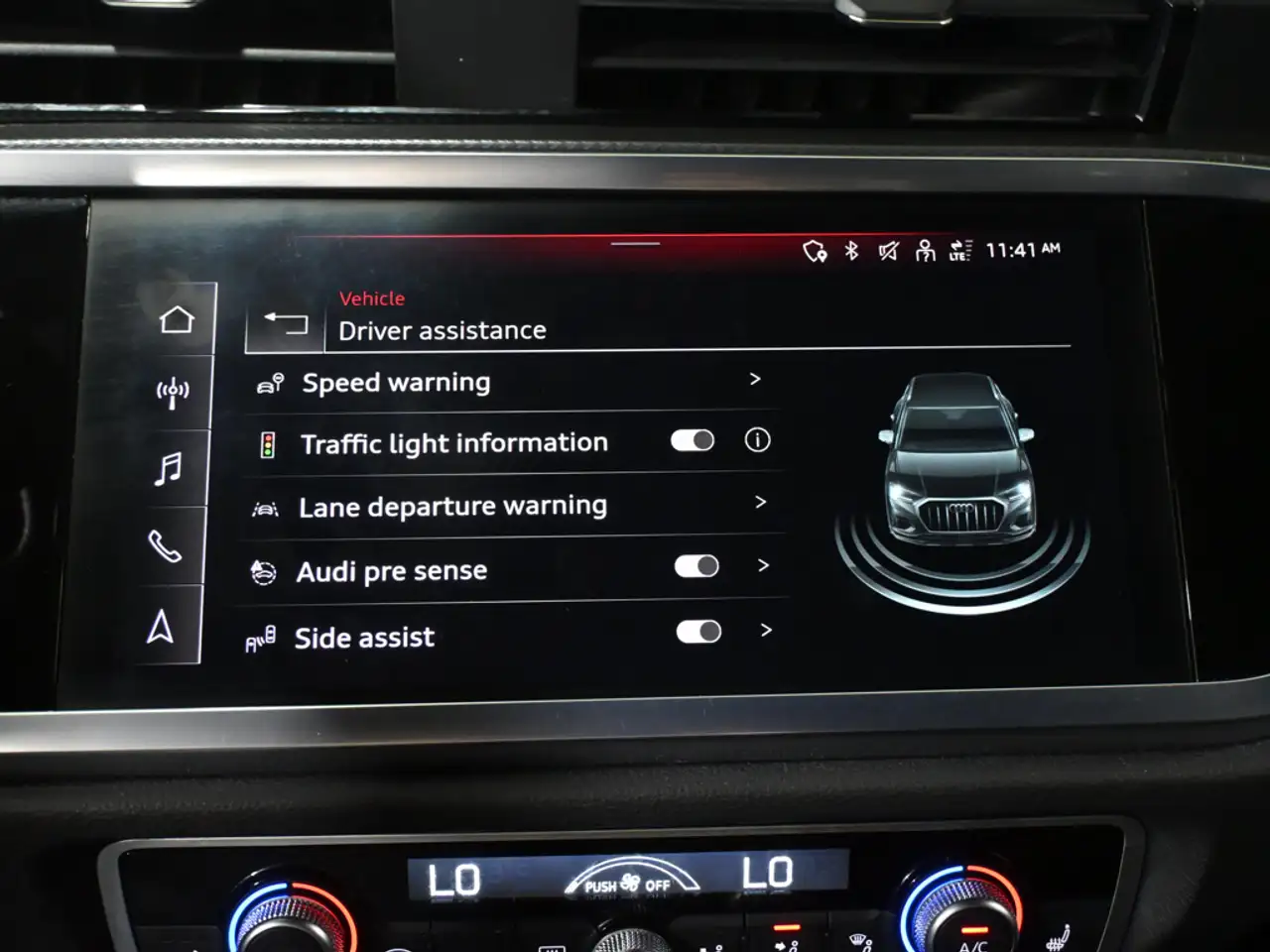 Audi Q3 снимка Audi Q3