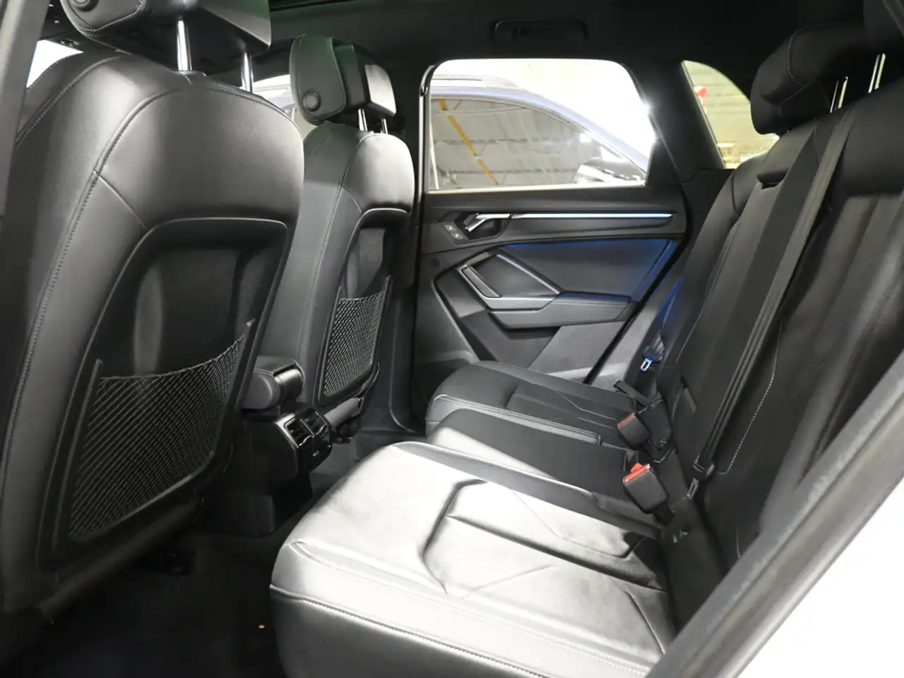 Audi Q3 снимка Audi Q3