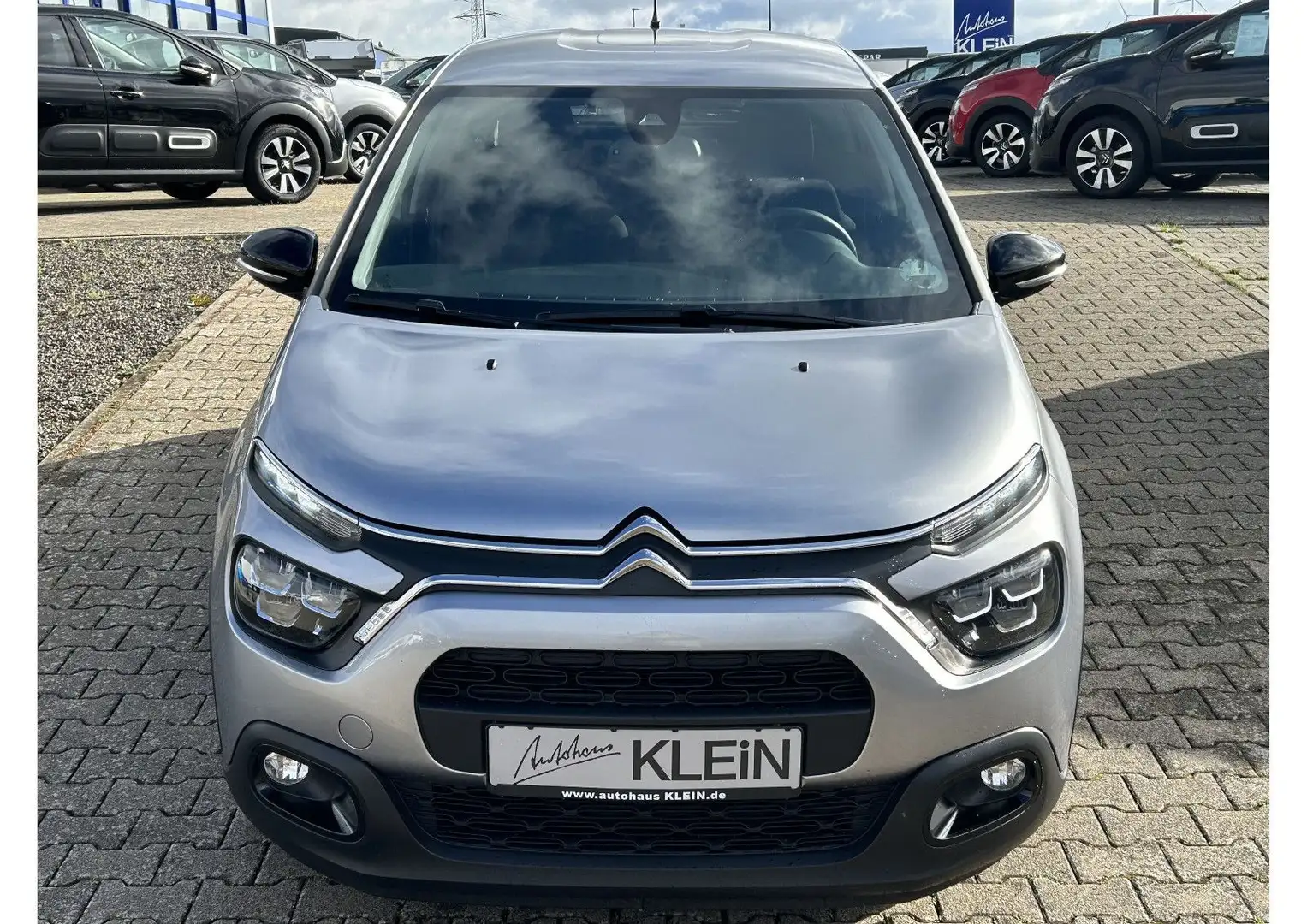 Citroen C3 Max 1.2 PureTech110 *NAVI*CARPLAY*KAMERA*LED* Grau - 1