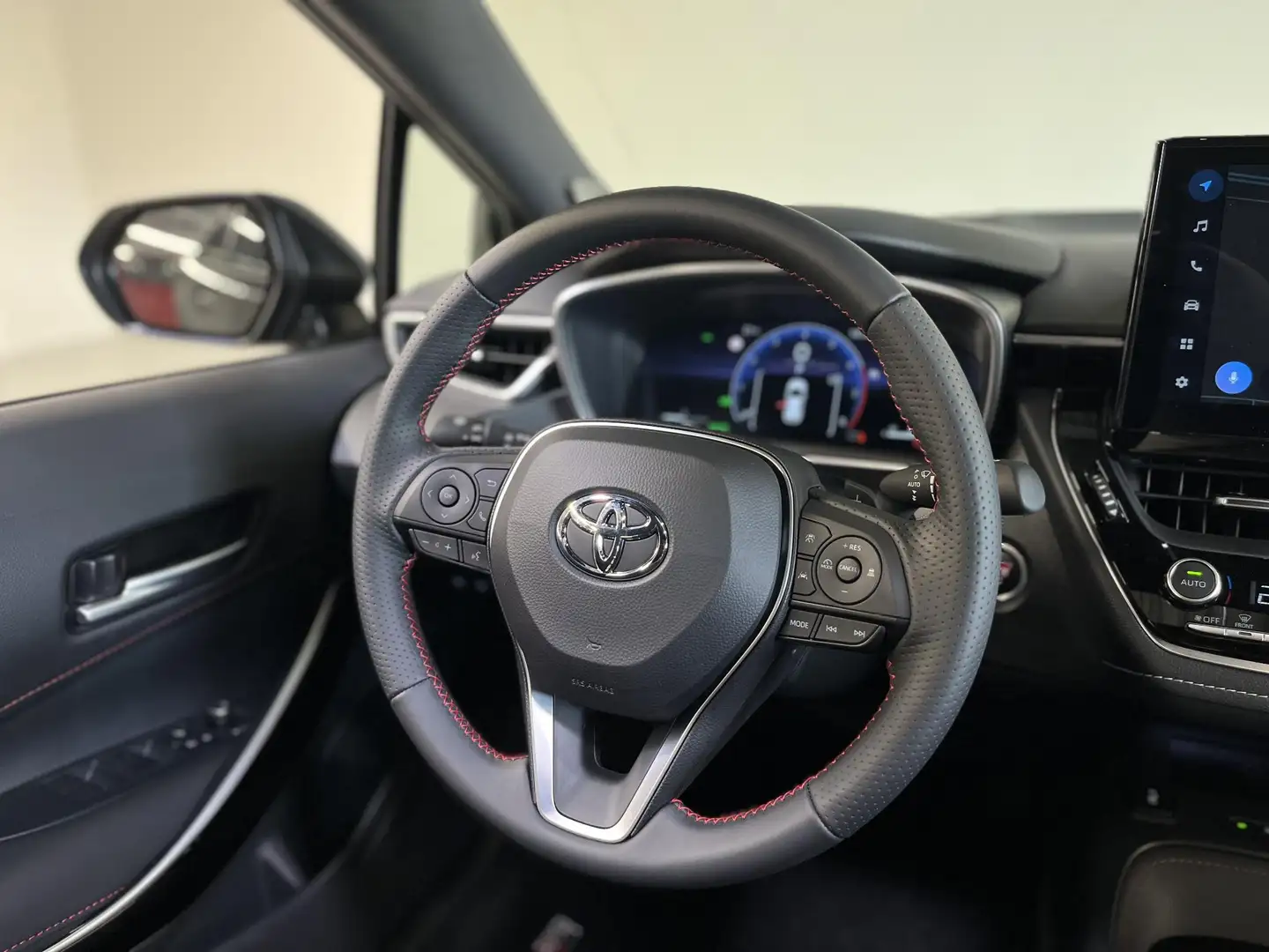 Toyota Corolla Touring Sports Hybrid 200 GR Sport Plus Panoramada Schwarz - 2