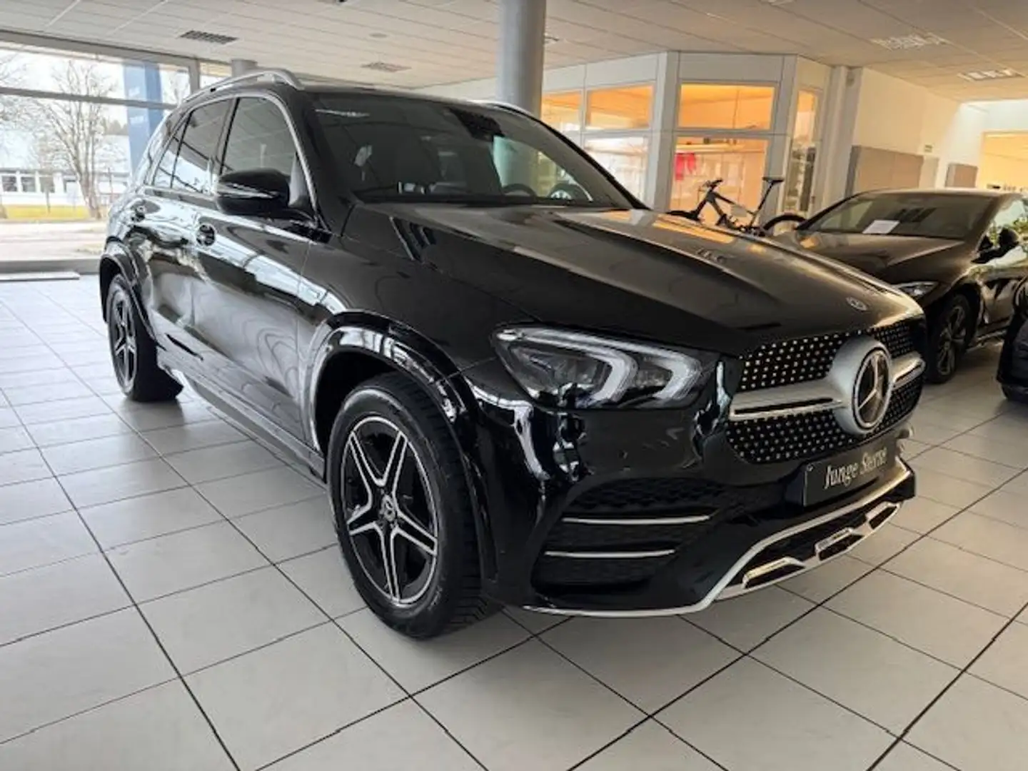 Mercedes-Benz GLE 350 de 4M AMG Line FAP Pano AHK MBeam Distro Schwarz - 2