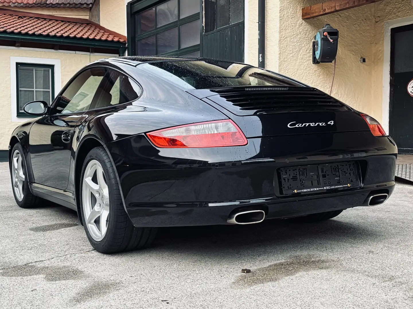 Porsche 997 911 Carrera 4 Coupé Schwarz - 2