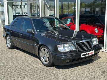 500 E