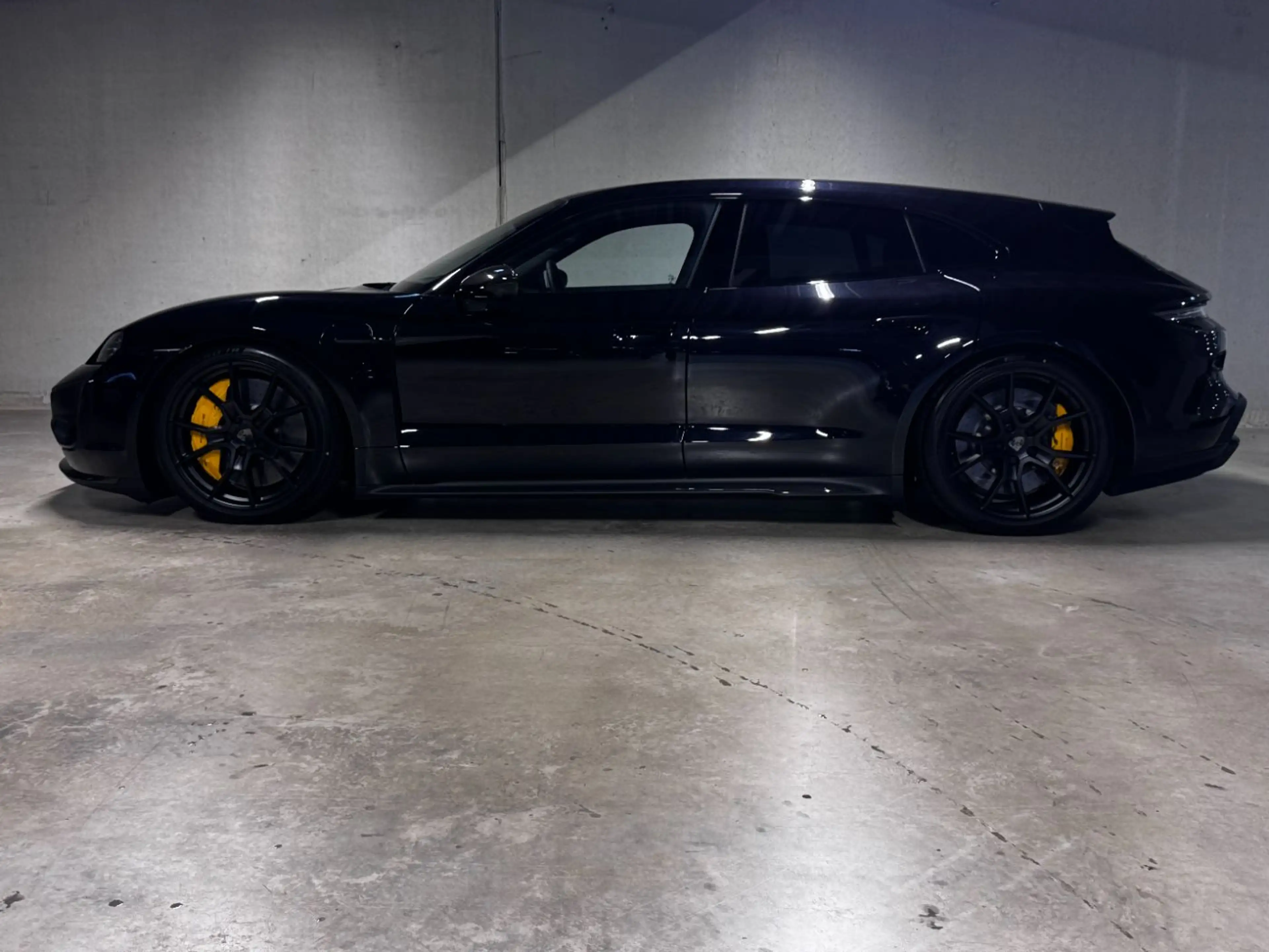 Porsche Taycan Turbo S Sport Turismo |Dynamikpaket |Soft-Close — photo 3