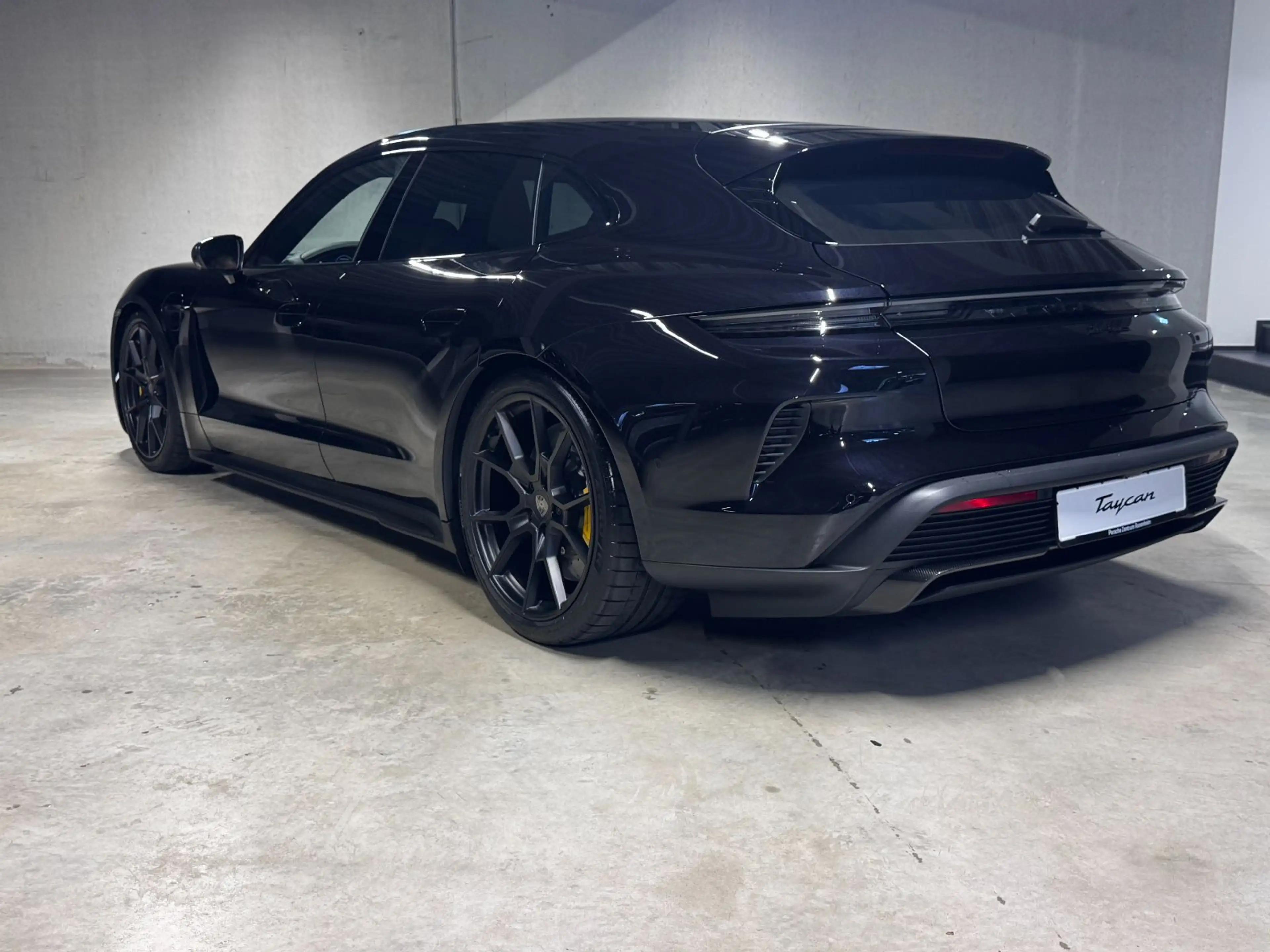 Porsche Taycan Turbo S Sport Turismo |Dynamikpaket |Soft-Close — photo 4