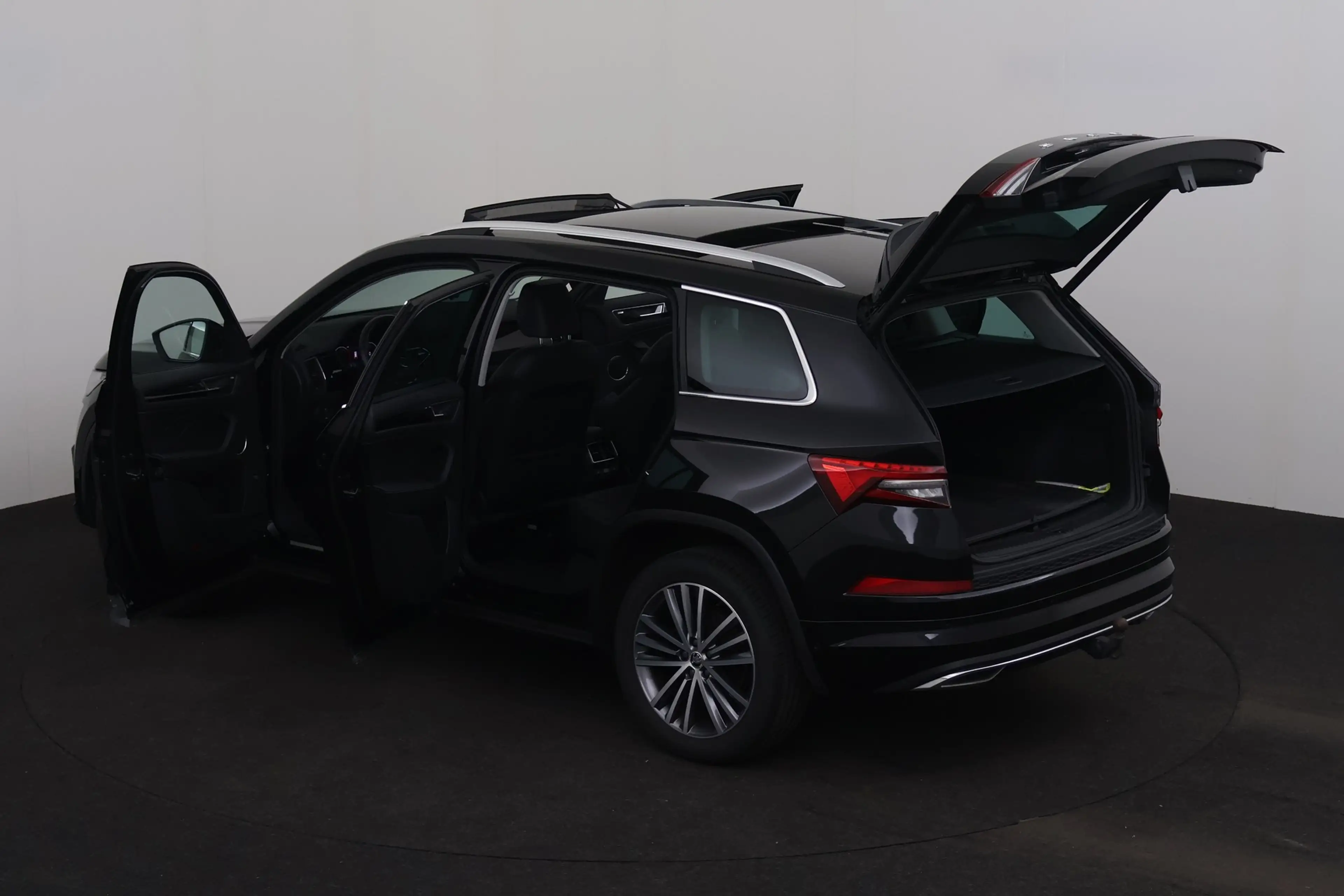 Skoda Kodiaq 2.0TDi DSG7 150pk — photo 8
