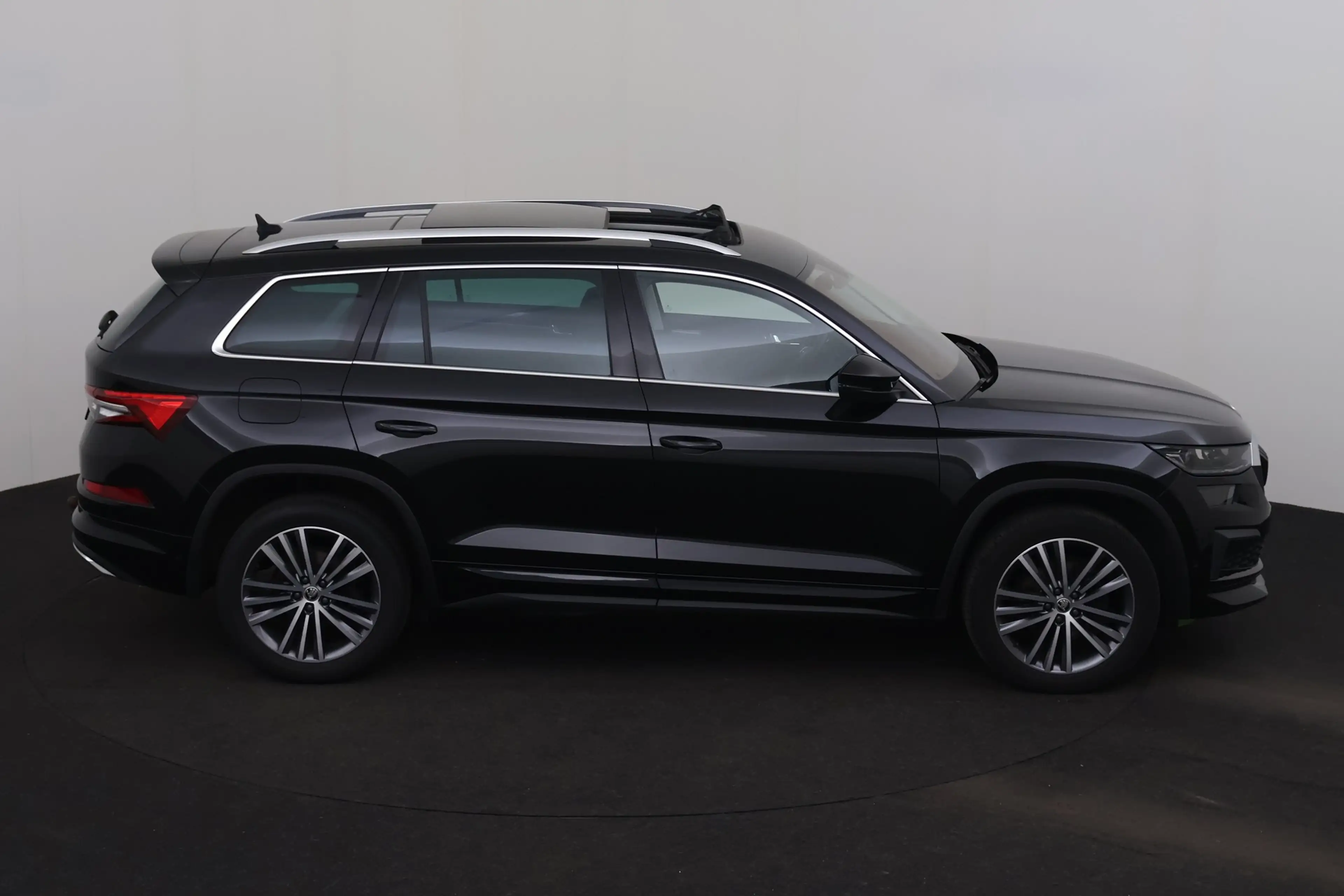 Skoda Kodiaq 2.0TDi DSG7 150pk — photo 5