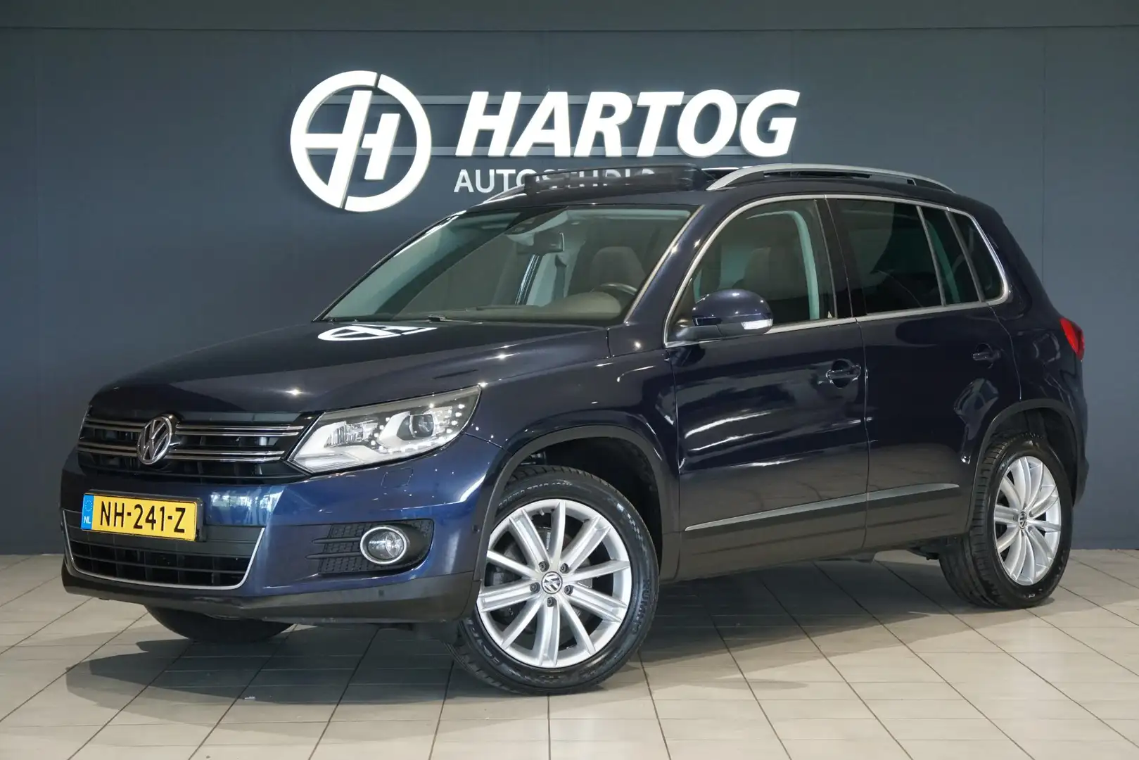 Volkswagen Tiguan 2.0 TDI Sport&Style 4Motion 180PK AUT. + PANORAMA Azul - 1