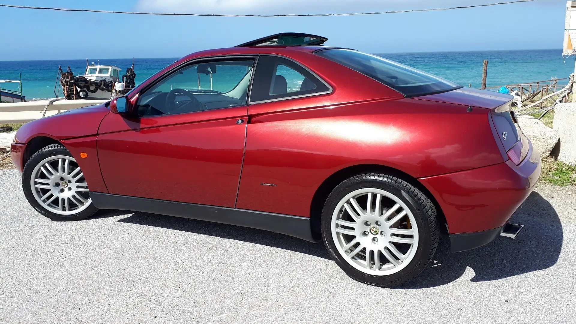 Alfa Romeo GTV 2.0 16v L *FULL OPTIONAL* Rood - 2