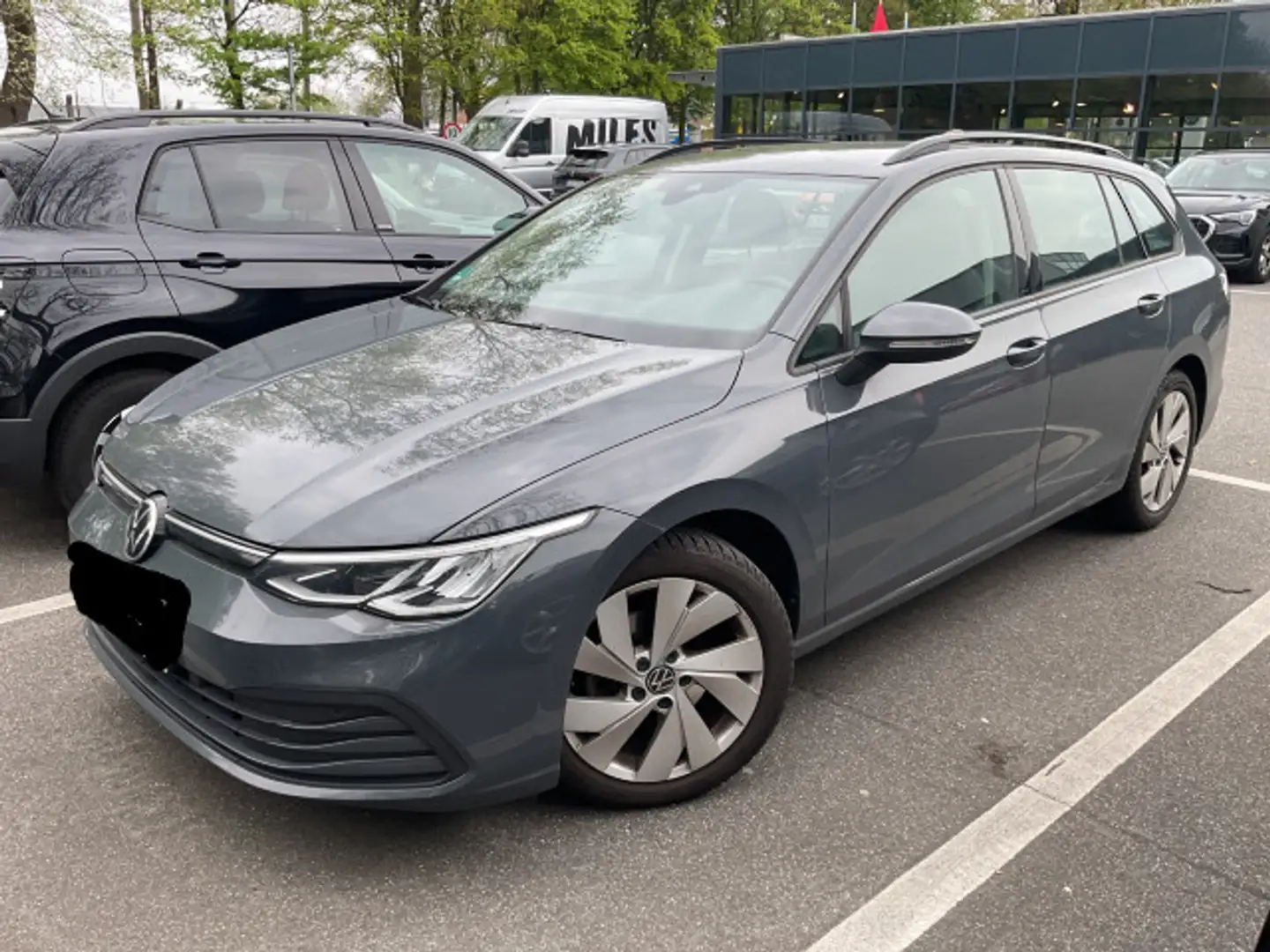 Volkswagen Golf Variant Golf VIII VARIANT 1.0 eTSI Life DSG Navi LED-Sc Grau - 2