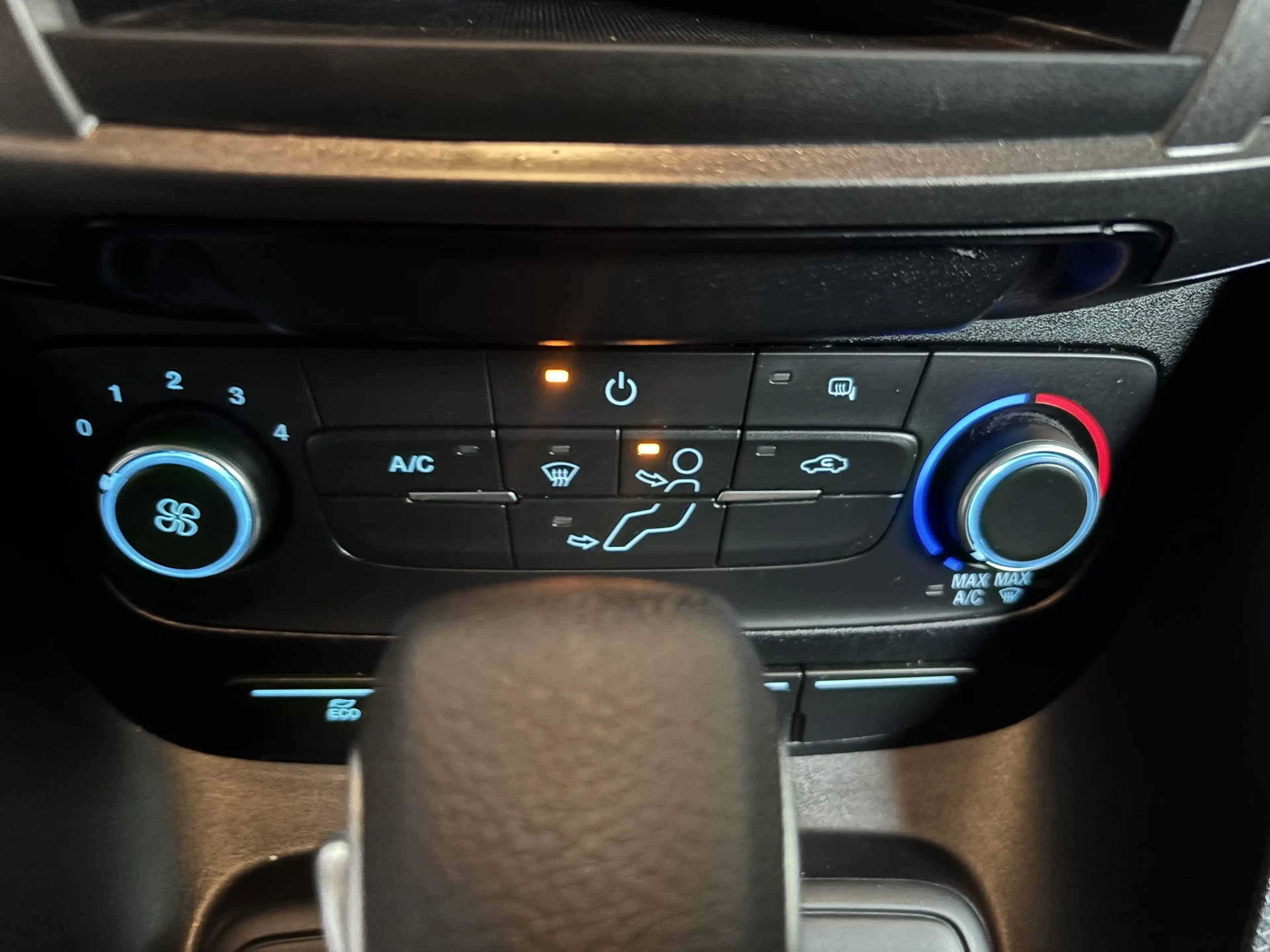 Ford Transit Connect L2 Automaat Navigatie Airco Parkeersensoren Cruise — photo 15