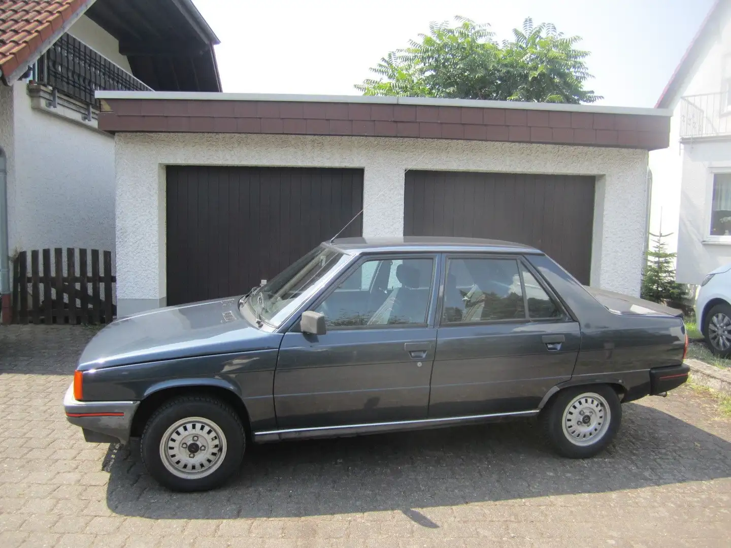 Renault R 9 R9 H-Abnahme/TüV-NEU/59tkm/5-Türer/TRAUM!!! Gris - 1