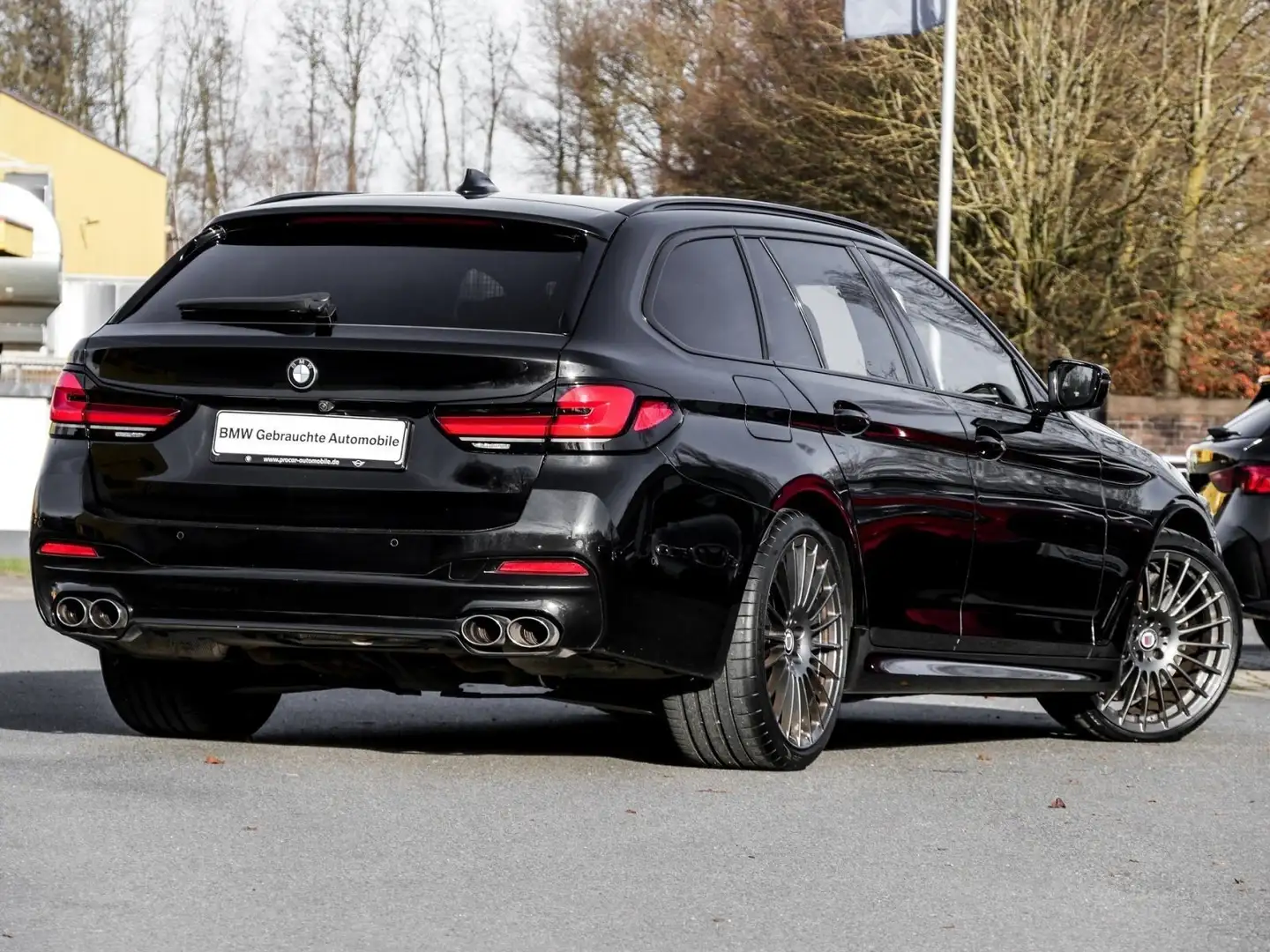 Alpina D5 S Allrad AHK+HuD+LHZ+PANO+DA PROF+360°+HiFi Schwarz - 2