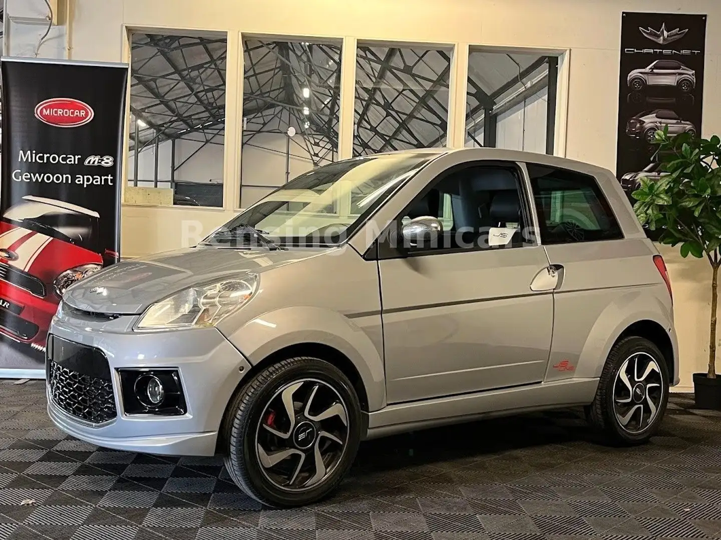 Ligier IXO JS LINE KLIMA DCI Mopedauto Microcar 45 KM Argintiu - 1