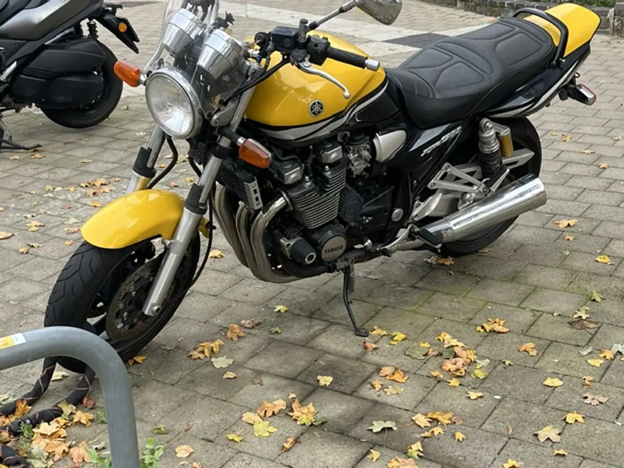 Yamaha XJR 1300