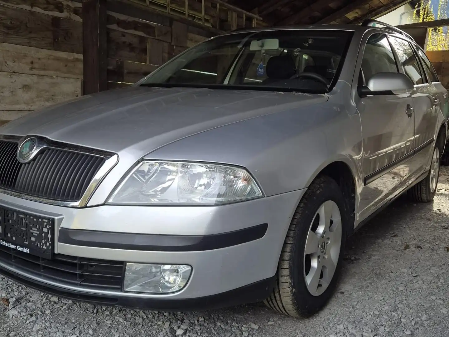 Skoda Octavia Octavia Combi Elegance 1,9 TDI PD DPF 4x4 Elegance Silber - 1