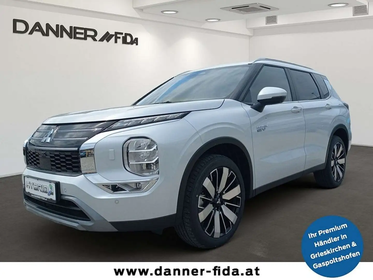 Mitsubishi Outlander Outlander 306PS Systemleistung 2,4l Benzin/ Hybri Weiß - 1
