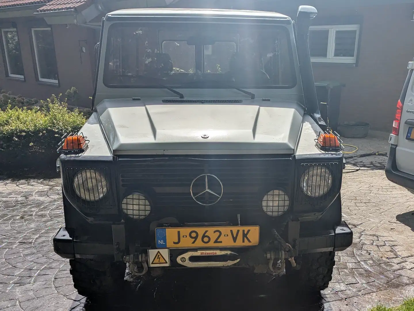 Mercedes-Benz G GD 300 Silver - 2