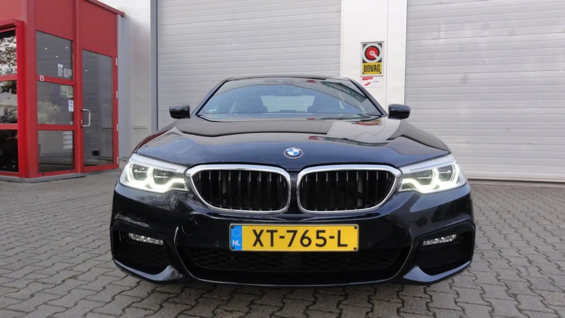 BMW 540 540i High Executive. M-Pakket. Noir - 2
