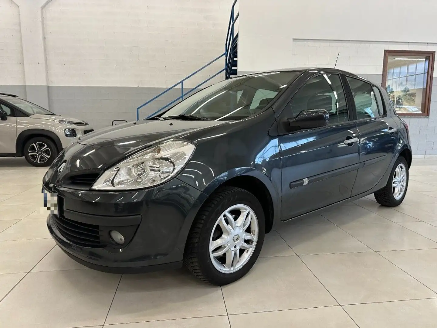 Renault Clio 1.2 16V 5 porte Dynamique Grau - 1