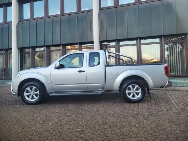 Nissan Navara King Cab SE 4X4 Nur 134 TKM-AHK-STANDHEIZUNG-LKW Z