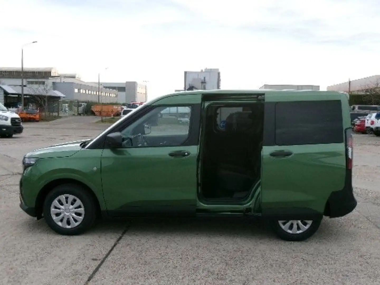 Ford Tourneo Courier Trend 1.0L AT AHK WiPa Kam GRA Verde - 2