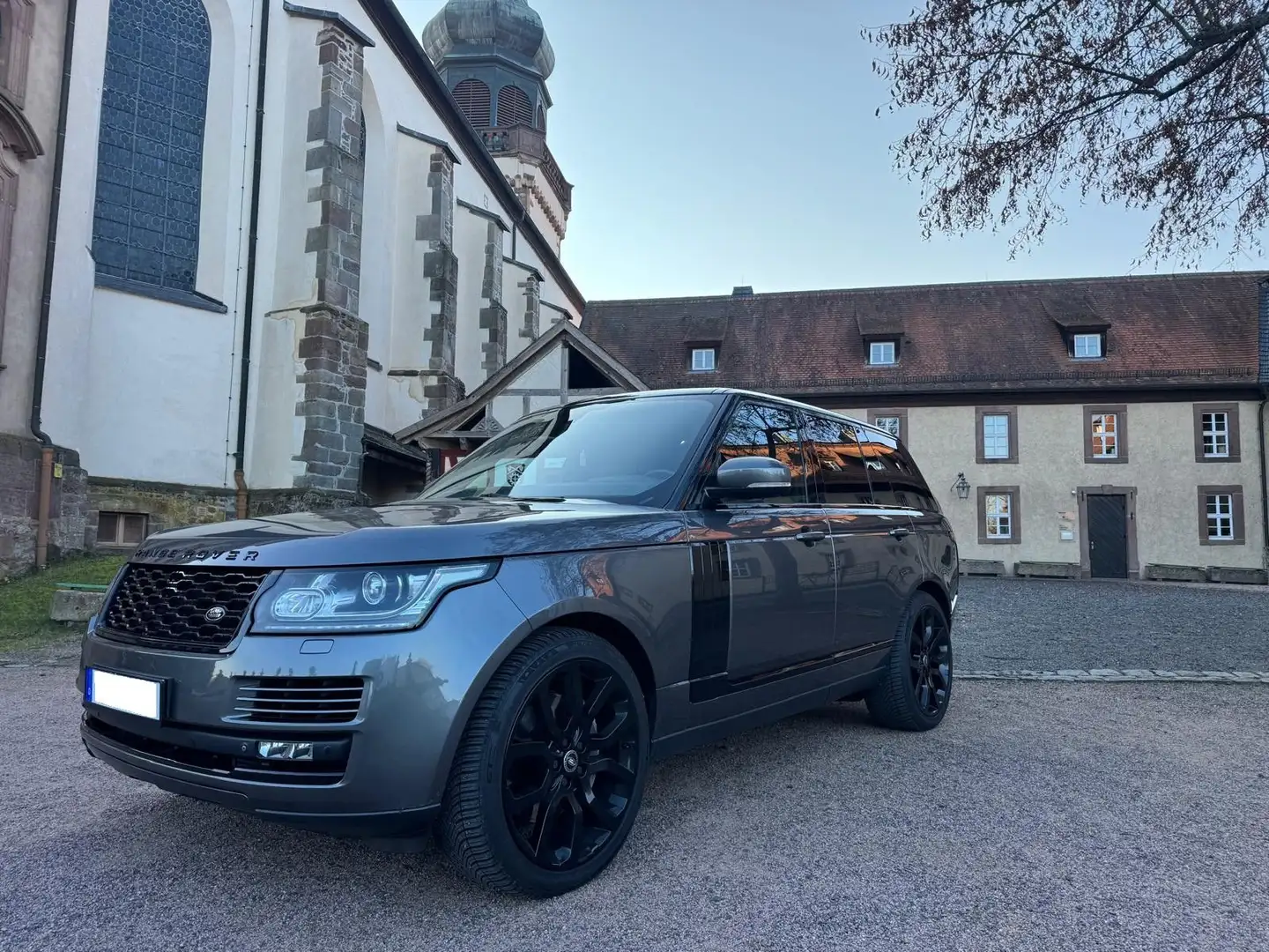 Land Rover Range Rover 4.4 SDV8 Autobiography Apple Car Pl. Grau - 2