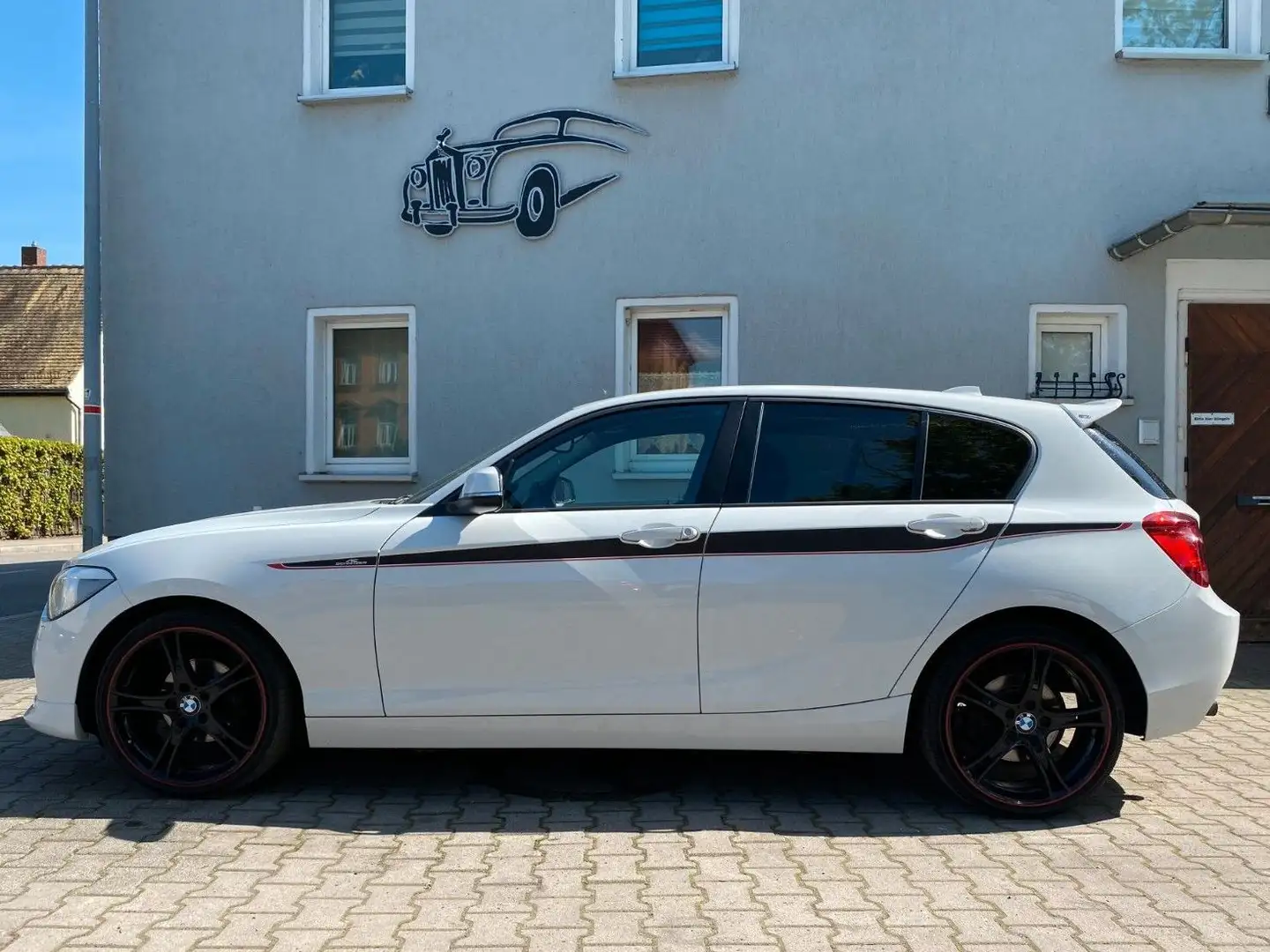 BMW 118 d,Schnitzer,Navi,Klimaaut,Xenon,1.Hd Weiß - 2