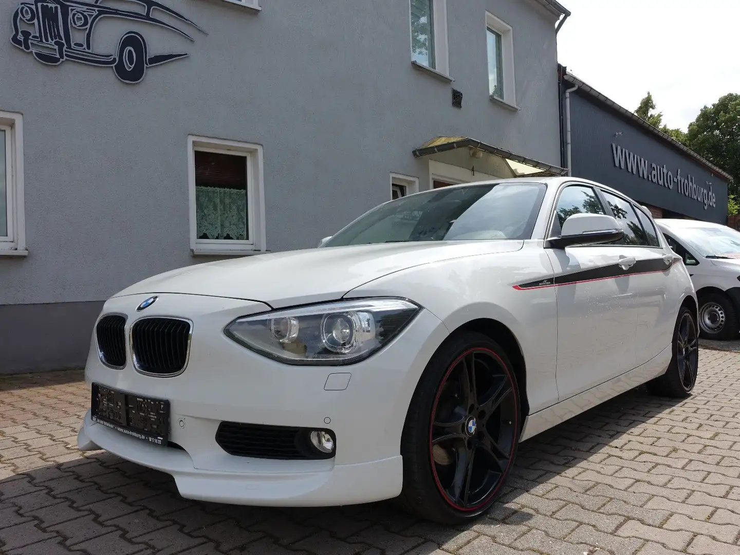 BMW 118 d,Schnitzer,Navi,Klimaaut,Xenon,1.Hd Bianco - 1