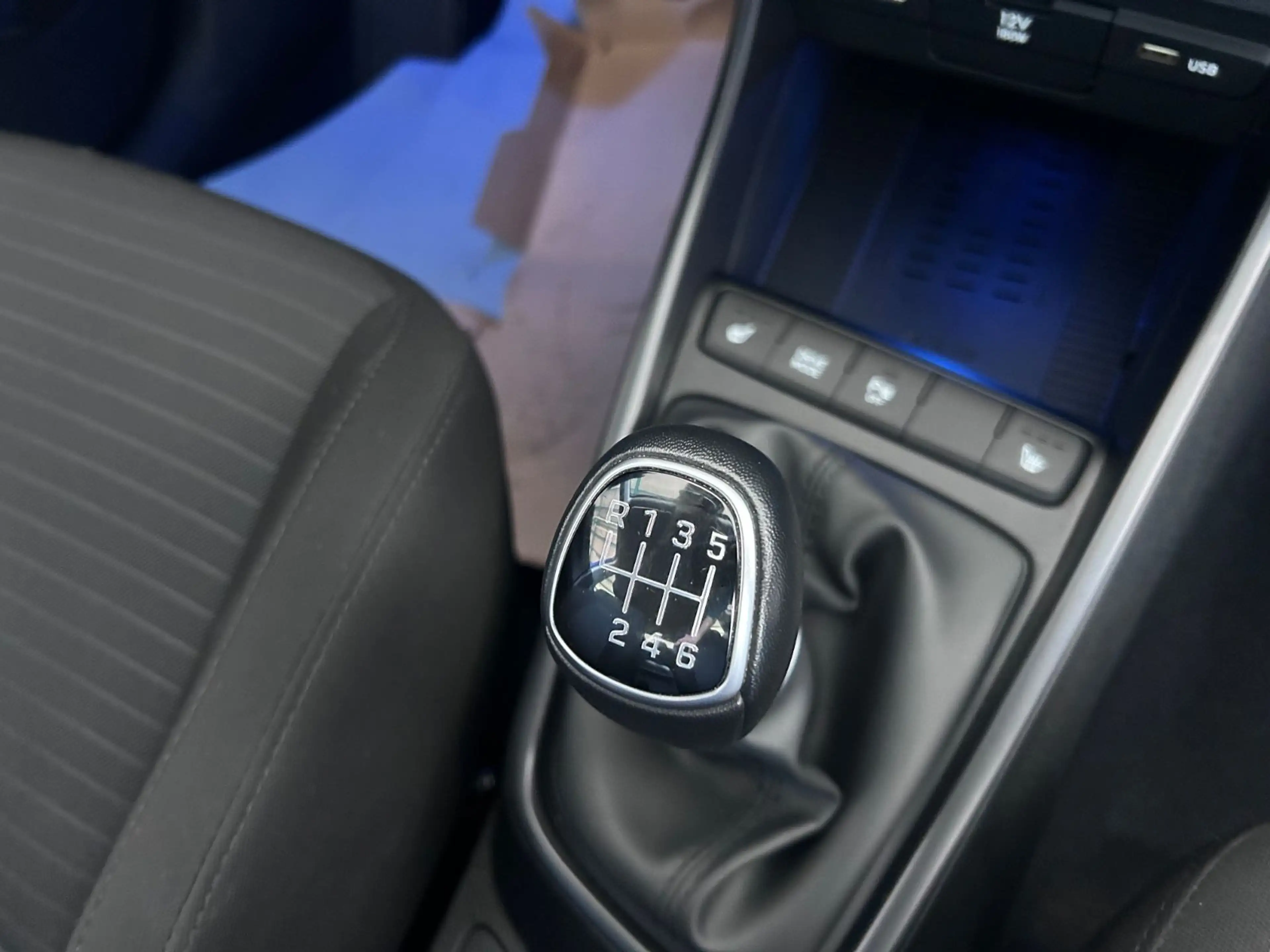 Hyundai i20 Trend Mild-Hybrid*48V* — photo 9