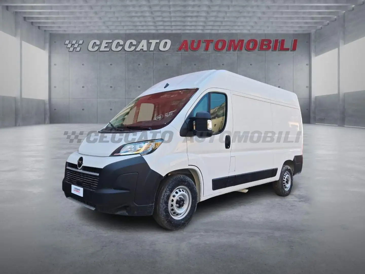 Opel Movano Movano Heavy 35 L2H2 2.2 Bluehdi 140cv S&S Weiß - 1