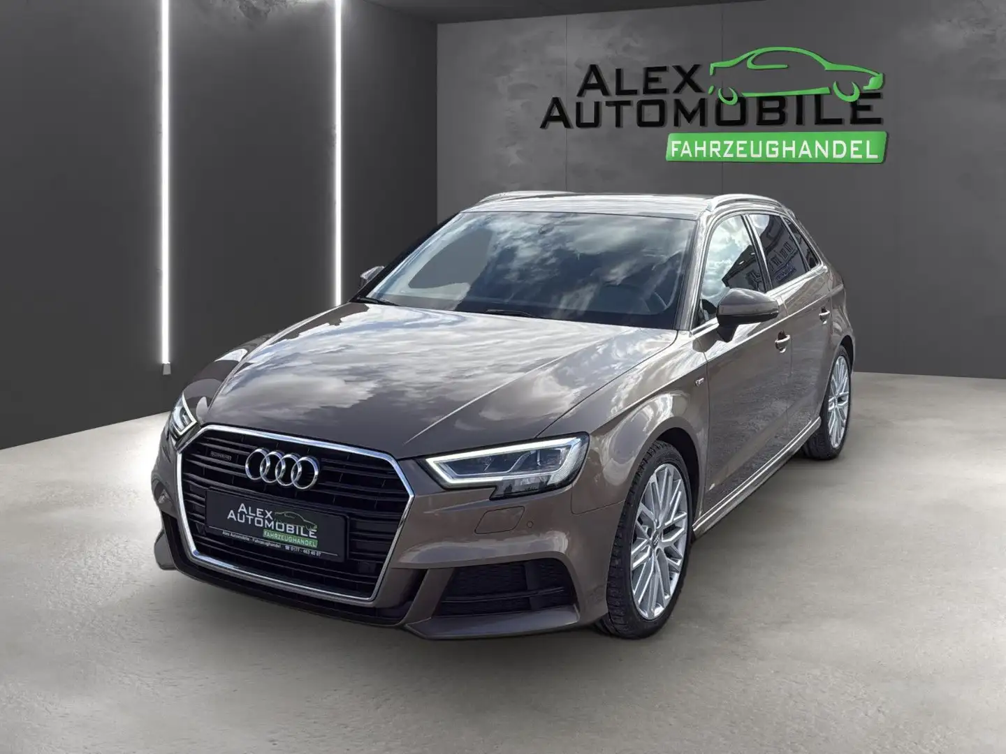 Audi A3 Sportback quattro S line Individual Braun - 2