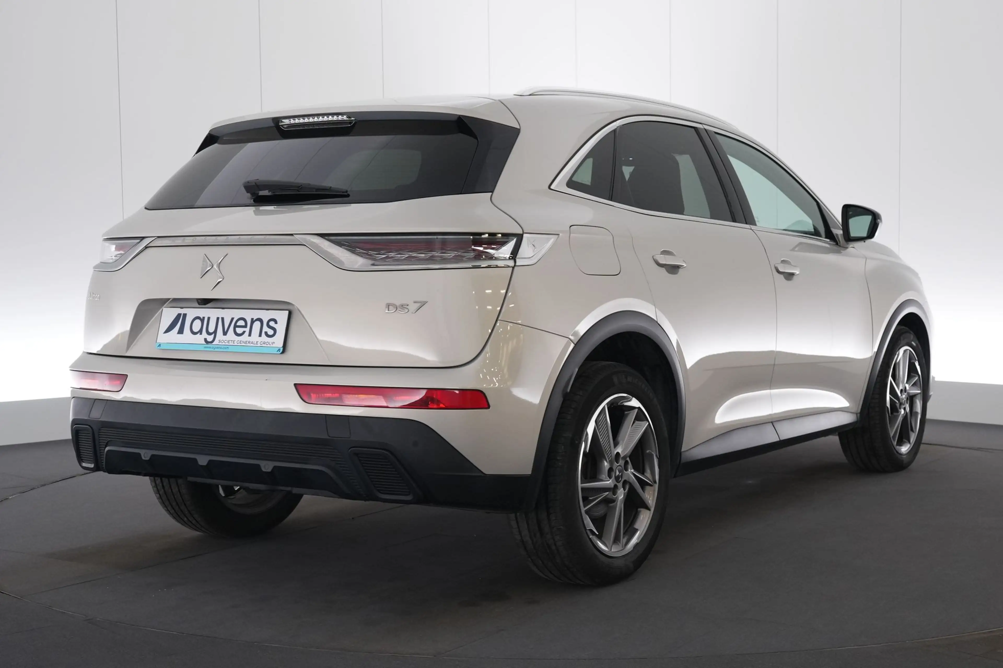 DS Automobiles DS 7 1.5 EAT8 BlueHDi Bastille XENON GPS PDC CAM Keyles — photo 7