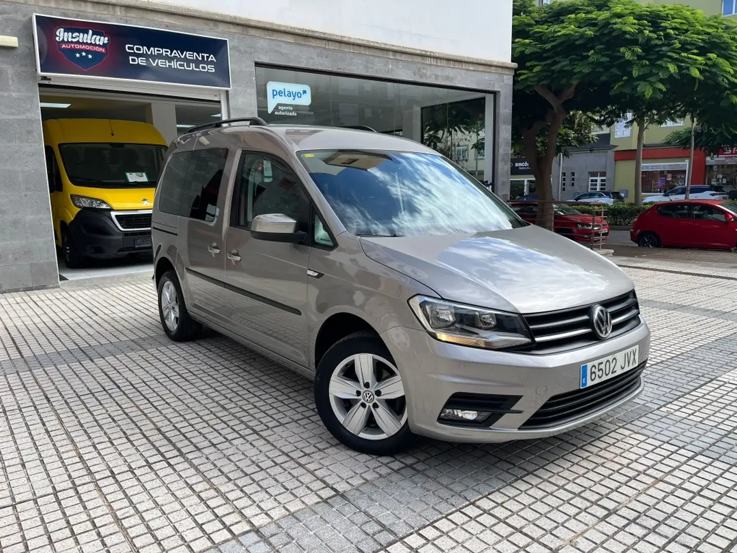 Volkswagen Caddy 2.0TDI Kombi 75kW Brun - 1