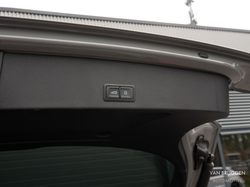 Audi SQ2 2.0 TFSI quattro Pano Sfeer B&O Head-up Quantum Ke — photo 37