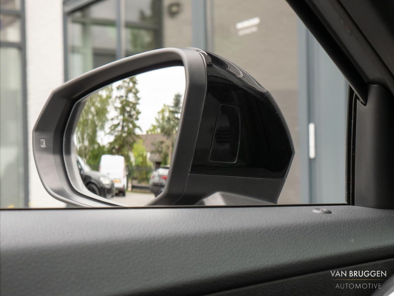 Audi SQ2 2.0 TFSI quattro Pano Sfeer B&O Head-up Quantum Ke — photo 22