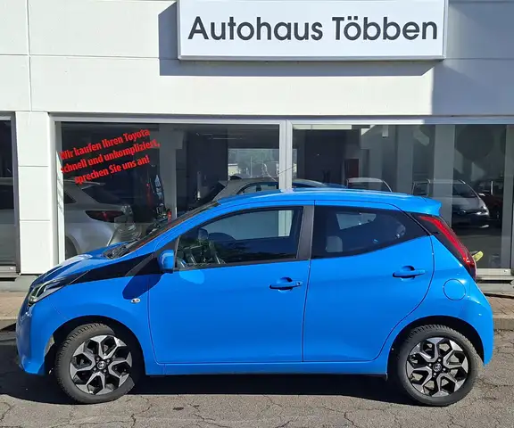 Toyota Aygo x-play connect + Ganzjahresreifen + Garantie