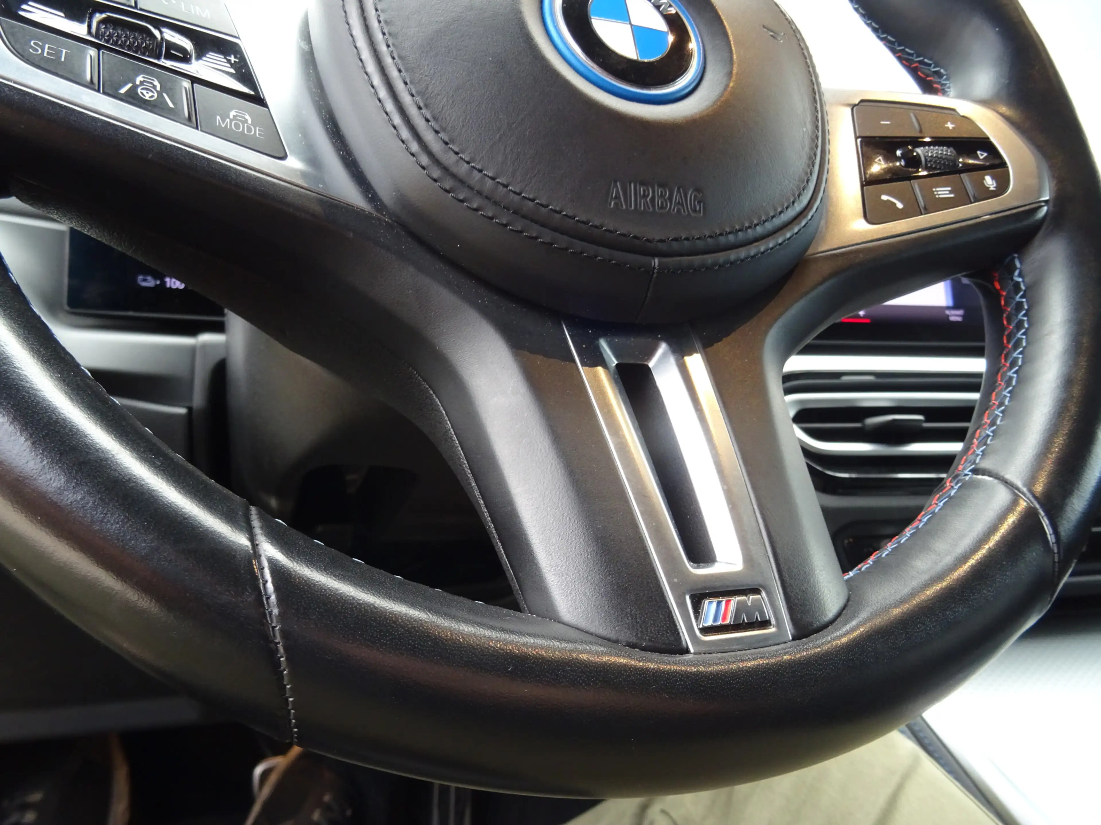 BMW i4 M50 * 544 PK * 84 KW ACCU * LEER !! — photo 12