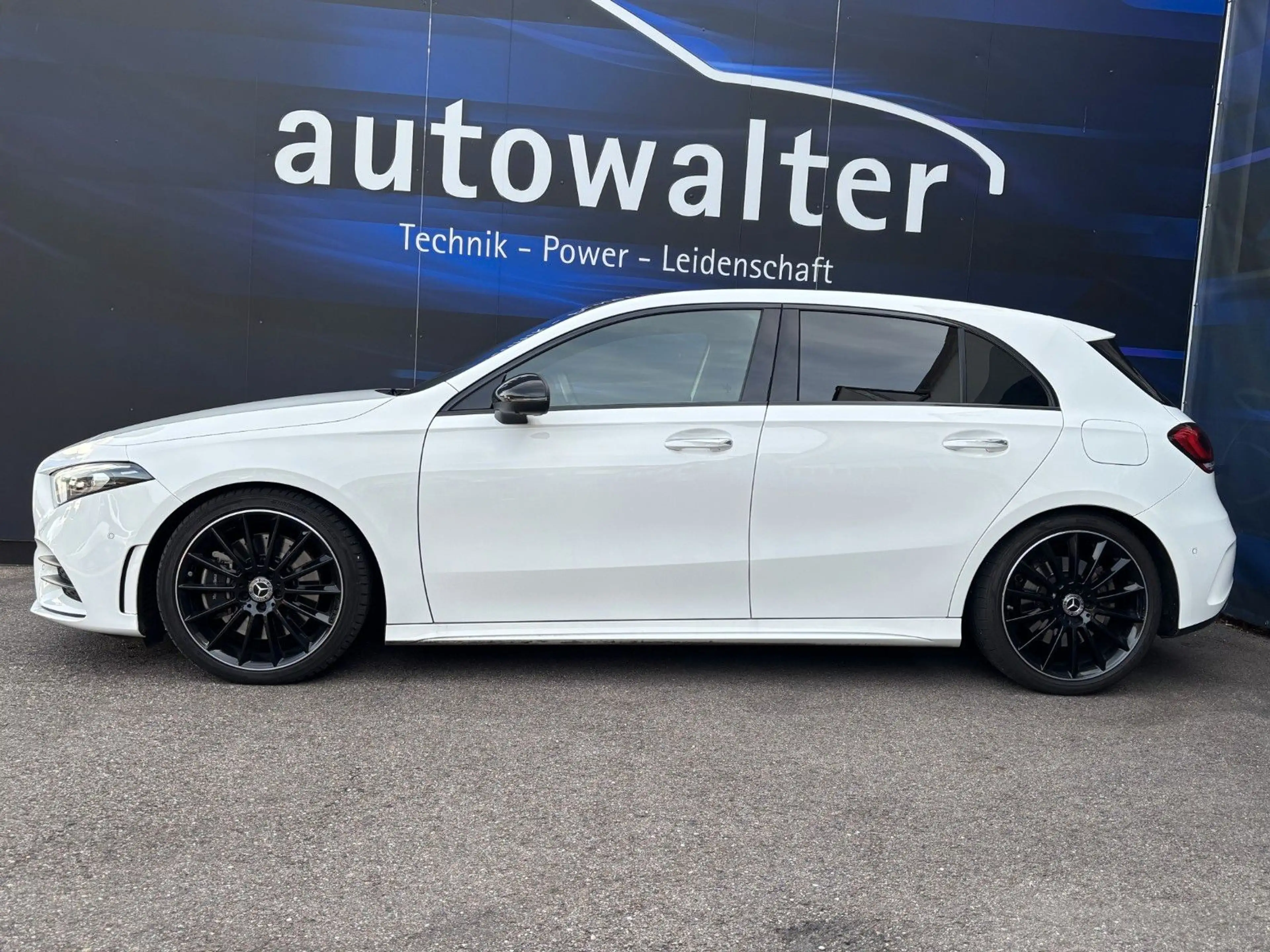 Mercedes-Benz A 250 AMG Line — photo 8