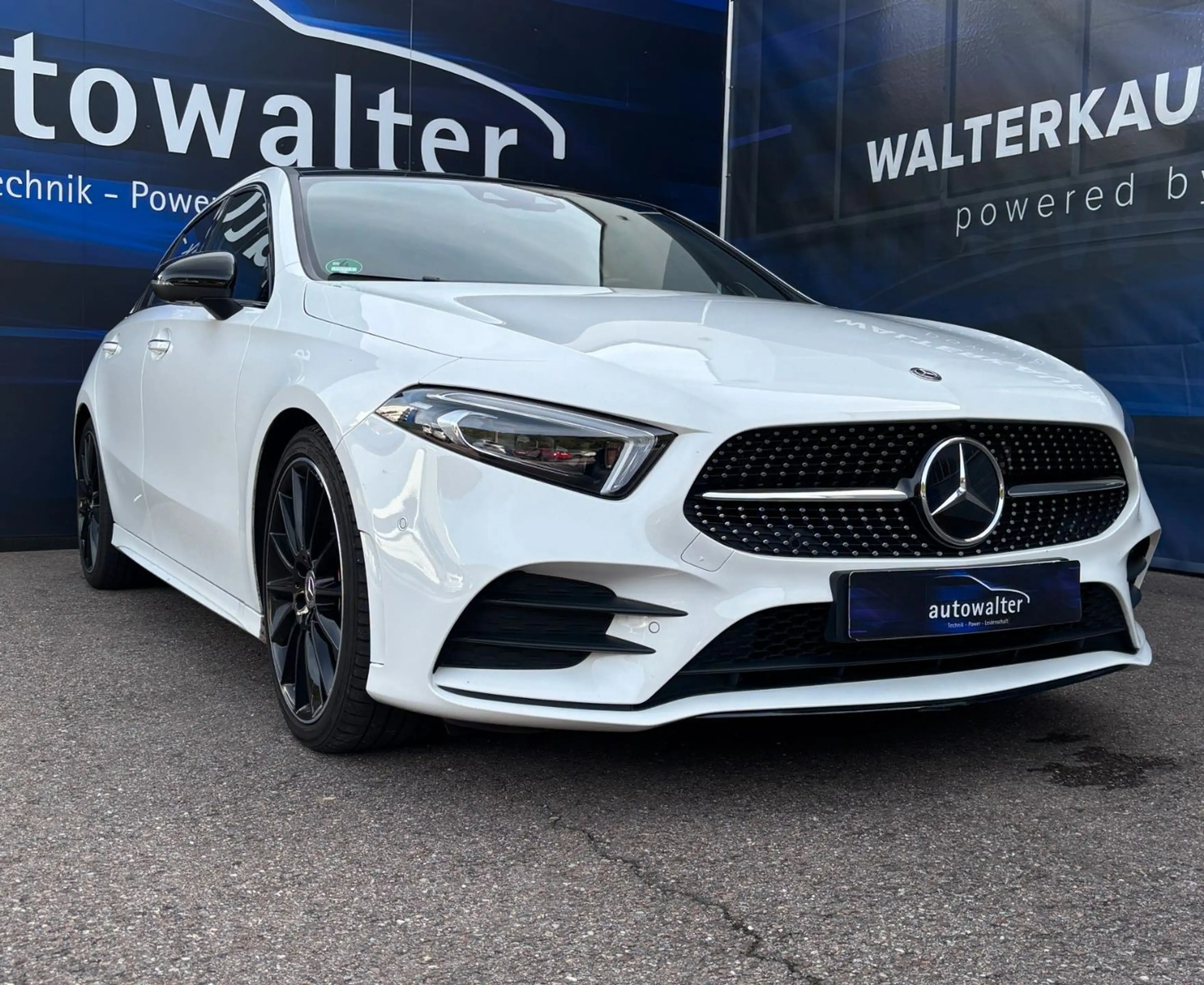 Mercedes-Benz A 250 AMG Line — photo 3