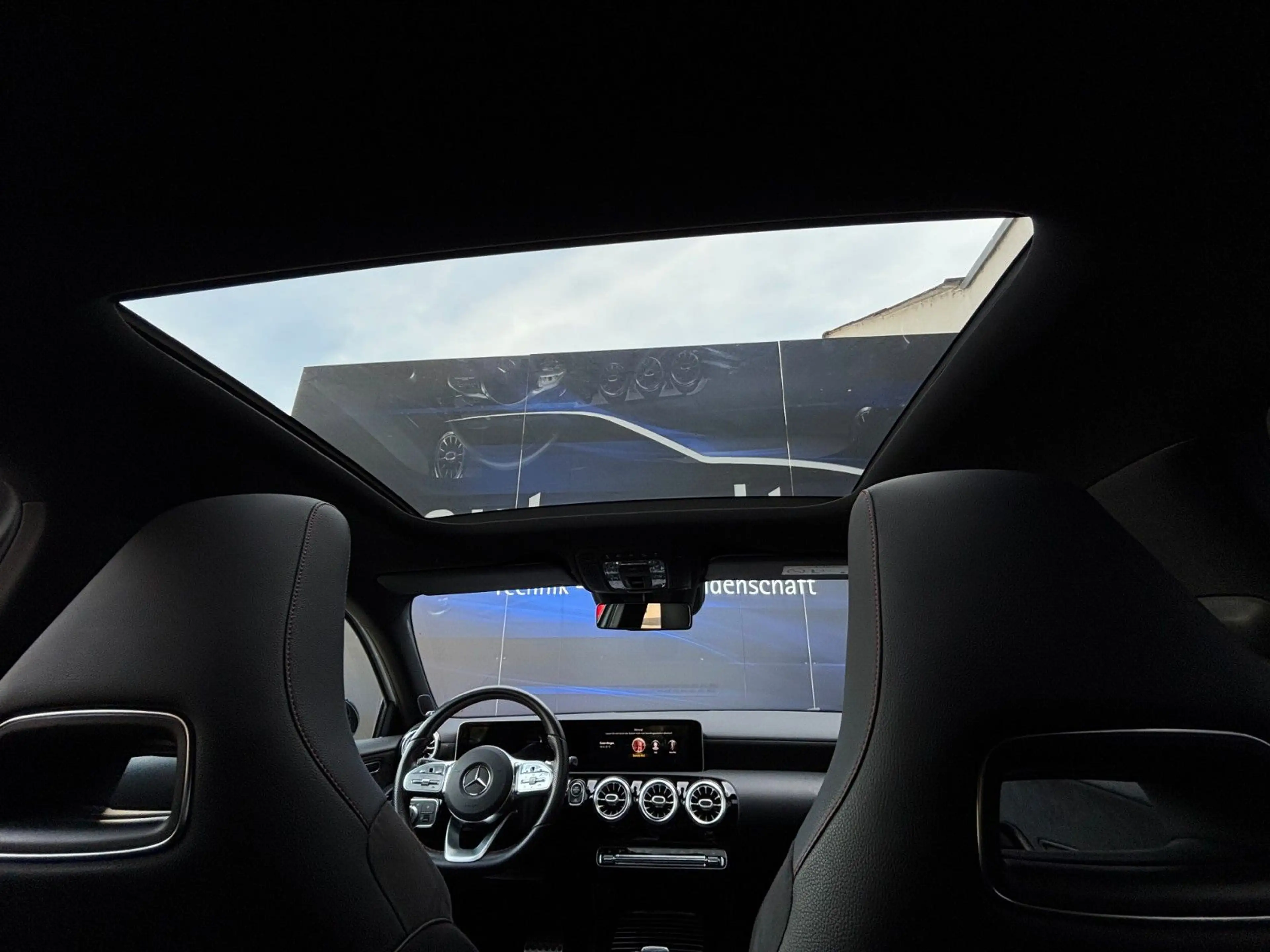 Mercedes-Benz A 250 AMG Line — photo 15