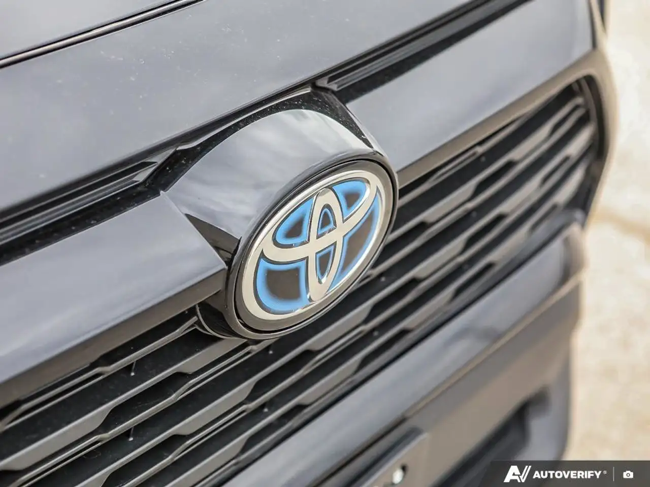 Toyota RAV 4 снимка Toyota RAV 4