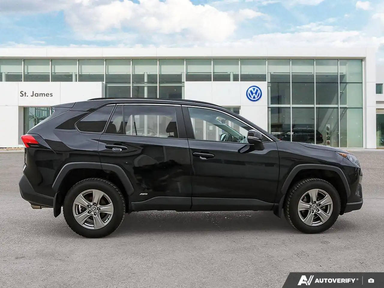 Toyota RAV 4 снимка Toyota RAV 4